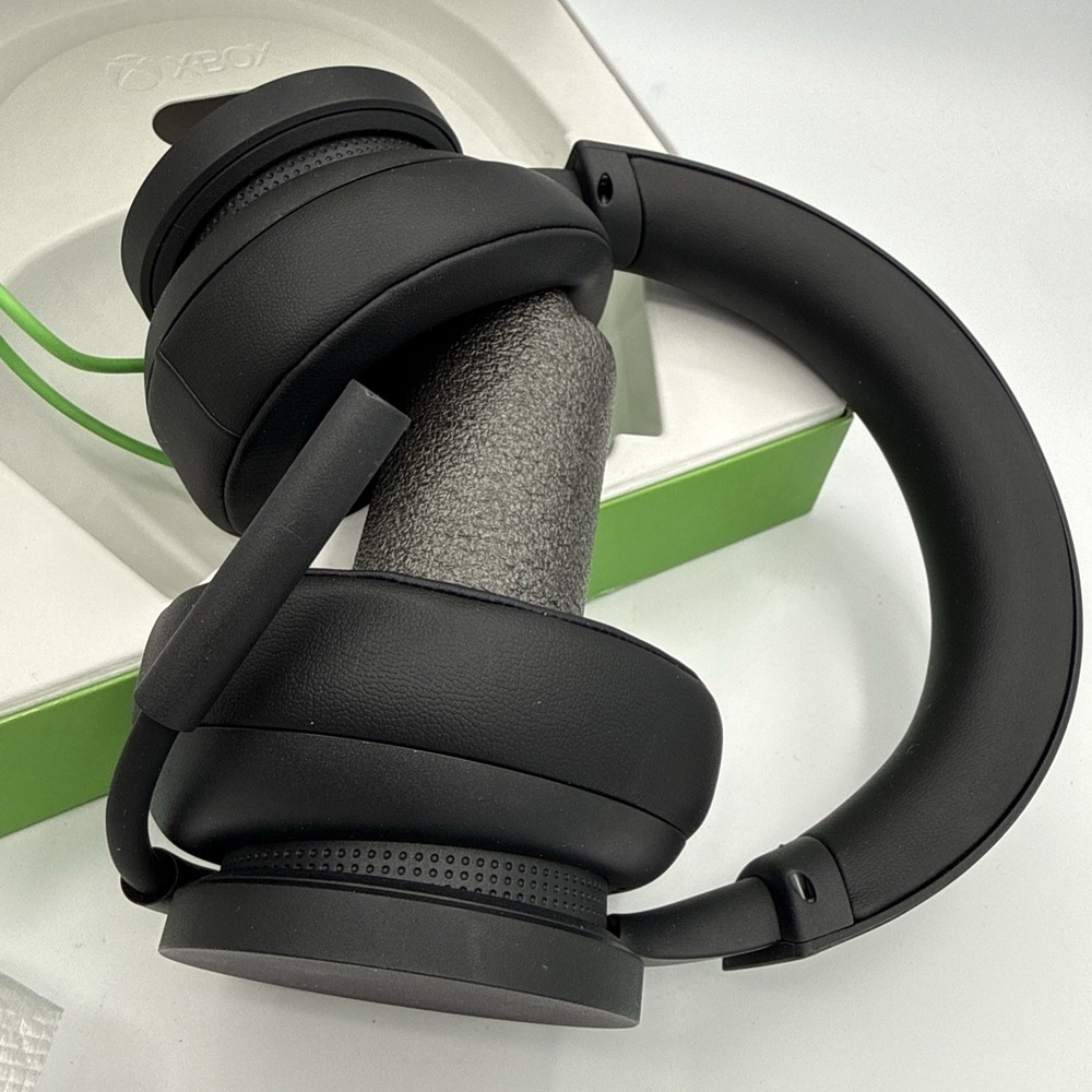 Xbox Stereo Gaming Headset Wired Microphone Series X|S One Windows PC Black - Picture 5 of 6